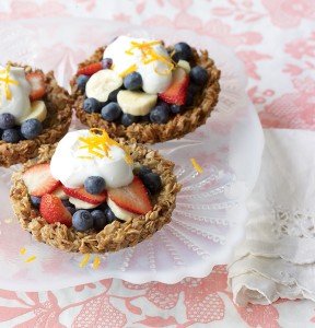 fruit-granola-tarts